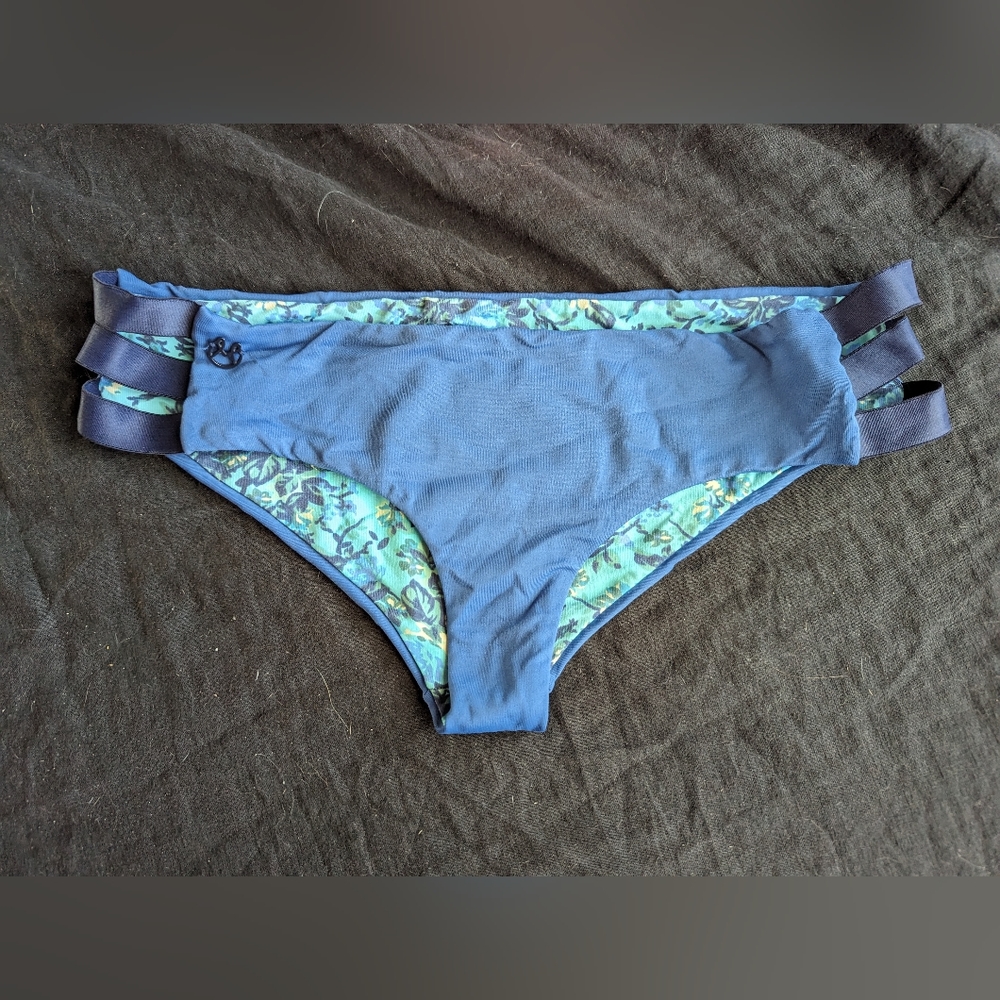 Maaji Reversible swimsuit bottom